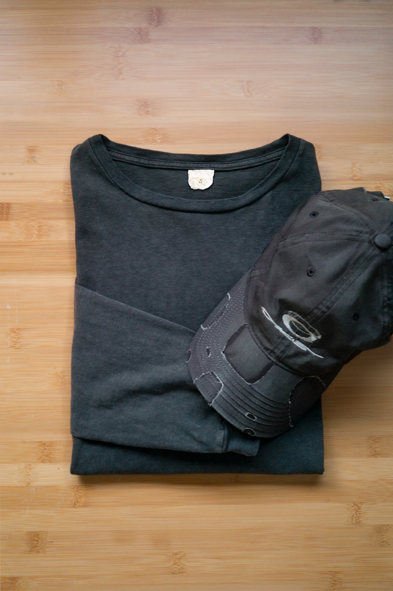Faded Blank L/S Tee Inspired by the '60s and '70s / Purple Gray