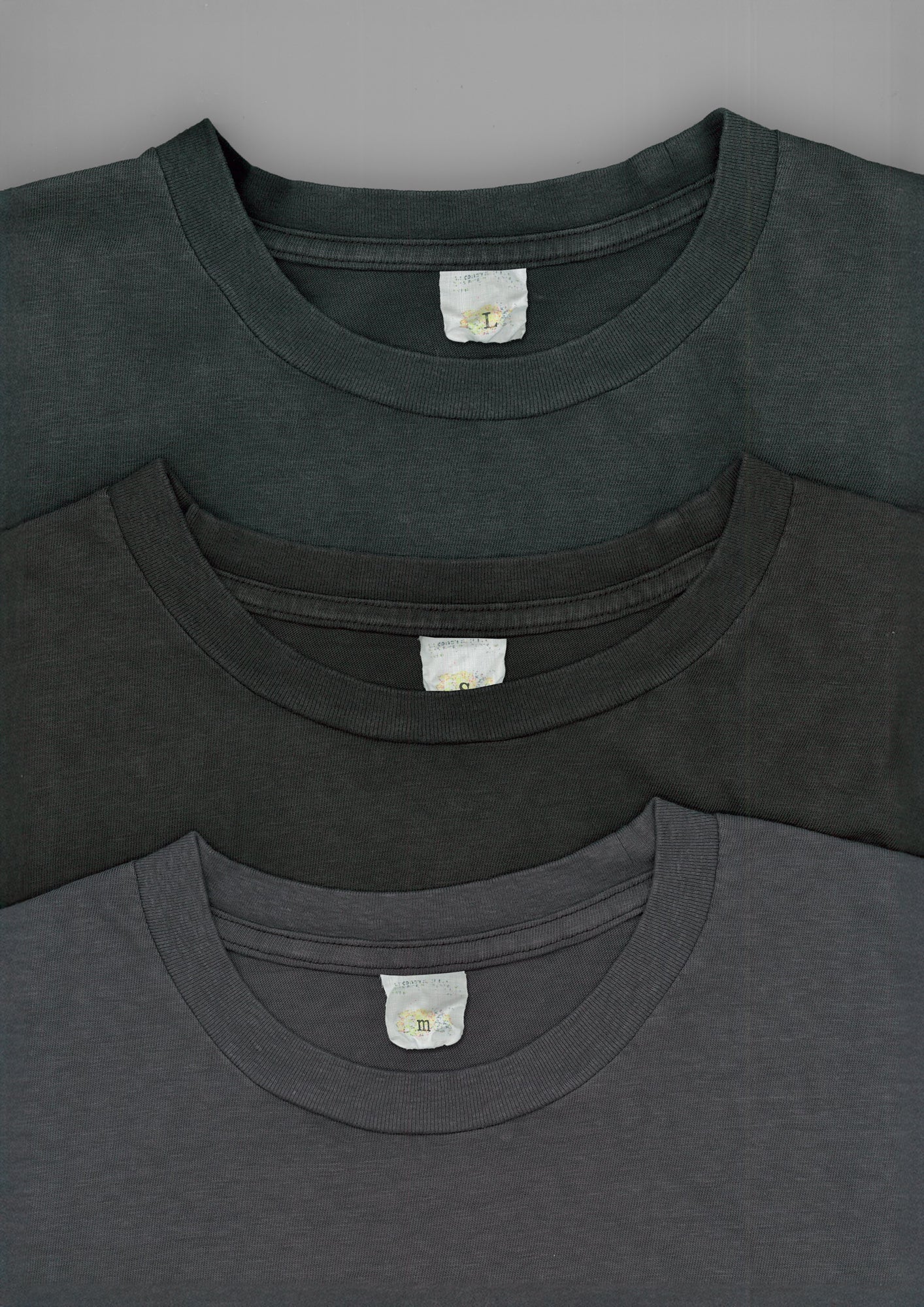 Faded Blank S/S tee inspired by the '60s and '70s / Grey Purple