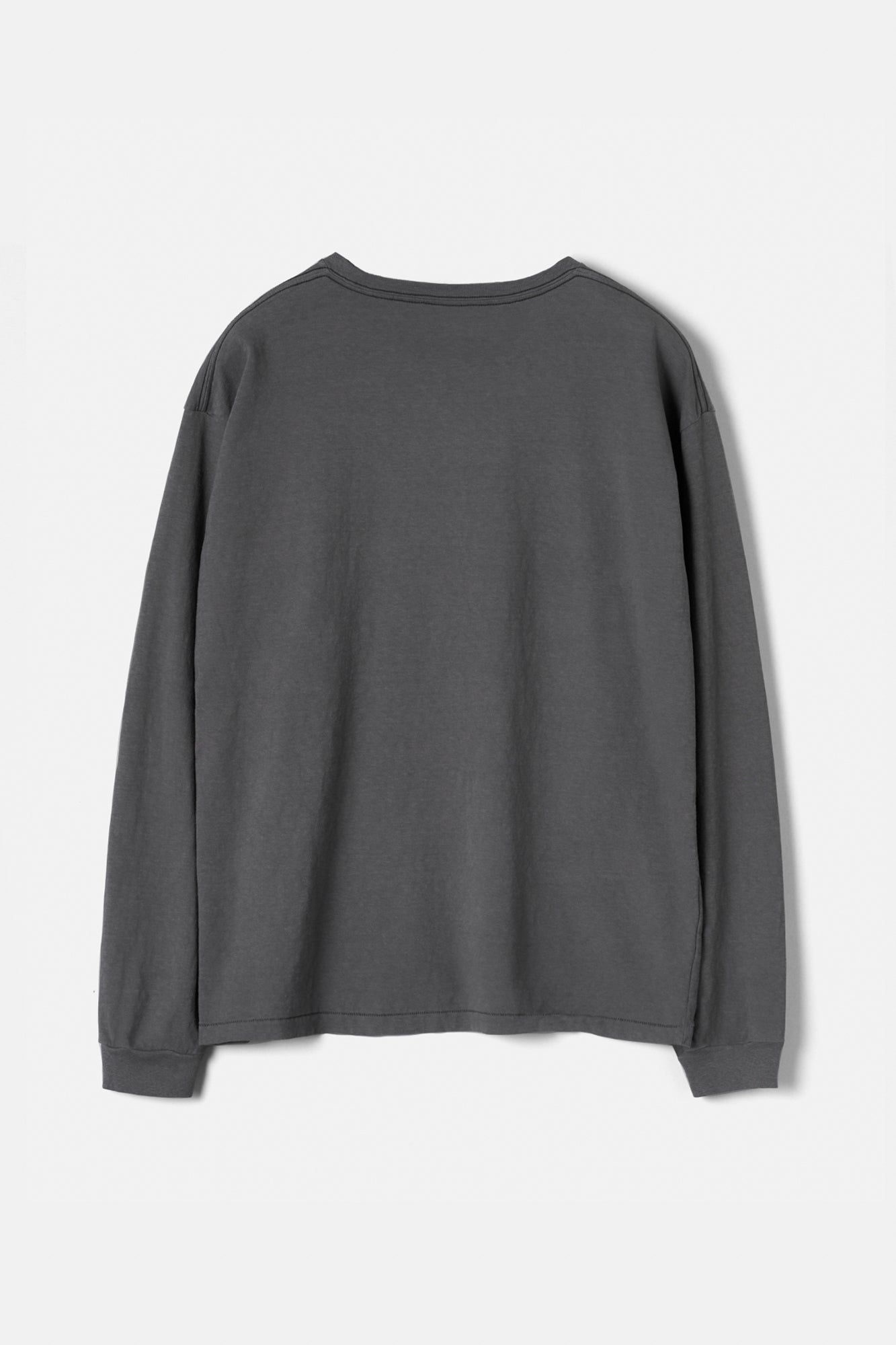 Faded Blank L/S tee inspired by the ’60s and ’70s  /  Charcoal Grey