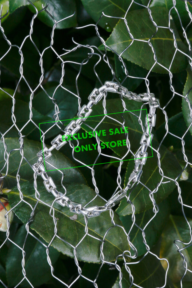 
                  
                    Silver Bracelet SQ-001
                  
                