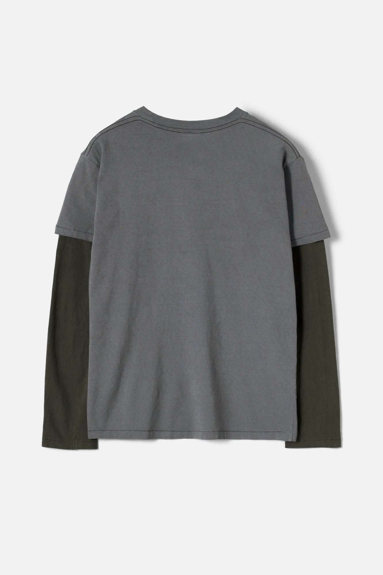 Faded Blank Layered tee inspired by the ’60s and ’70s / Harbor Grey