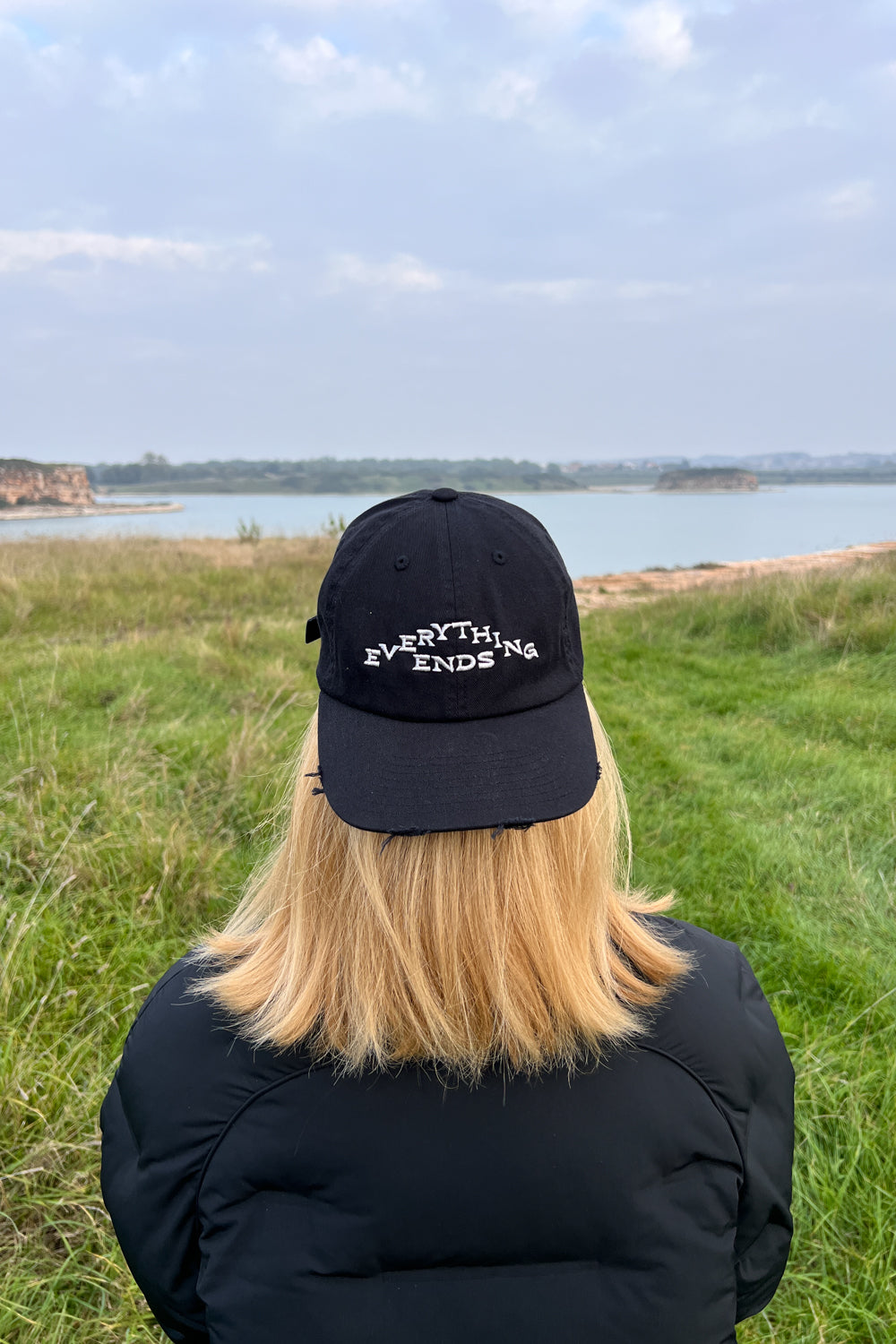 Distressed Everything Ends Cap BLK / Look Back and Laugh Books