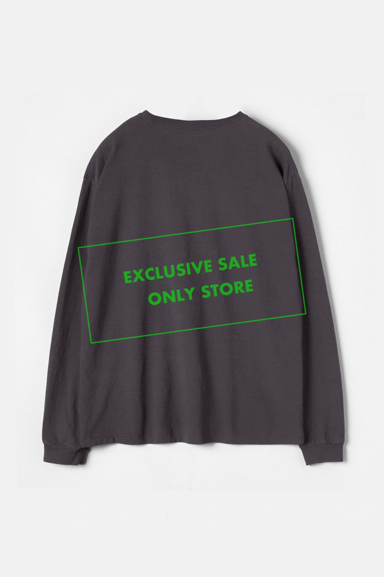 Faded Blank L/S tee inspired by the ’60s and ’70s  /  Navy Grey