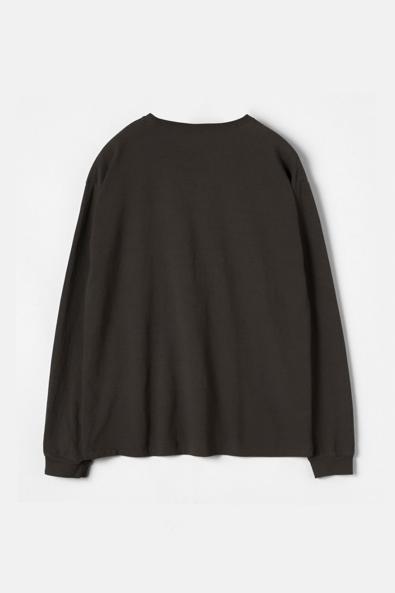 Faded Blank L/S tee inspired by the ’60s and ’70s  /  Mud Brown