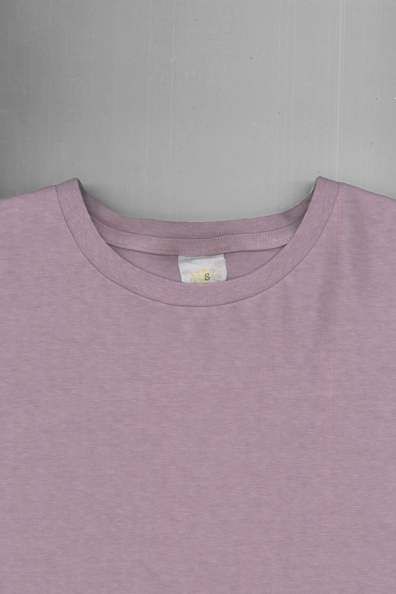 Faded Blank S/S tee inspired by the ’60s and ’70s / Dusty Pink