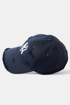 
                  
                    DISTRESSED 9TWENTY Cap NY Yankees / NEW ERA
                  
                