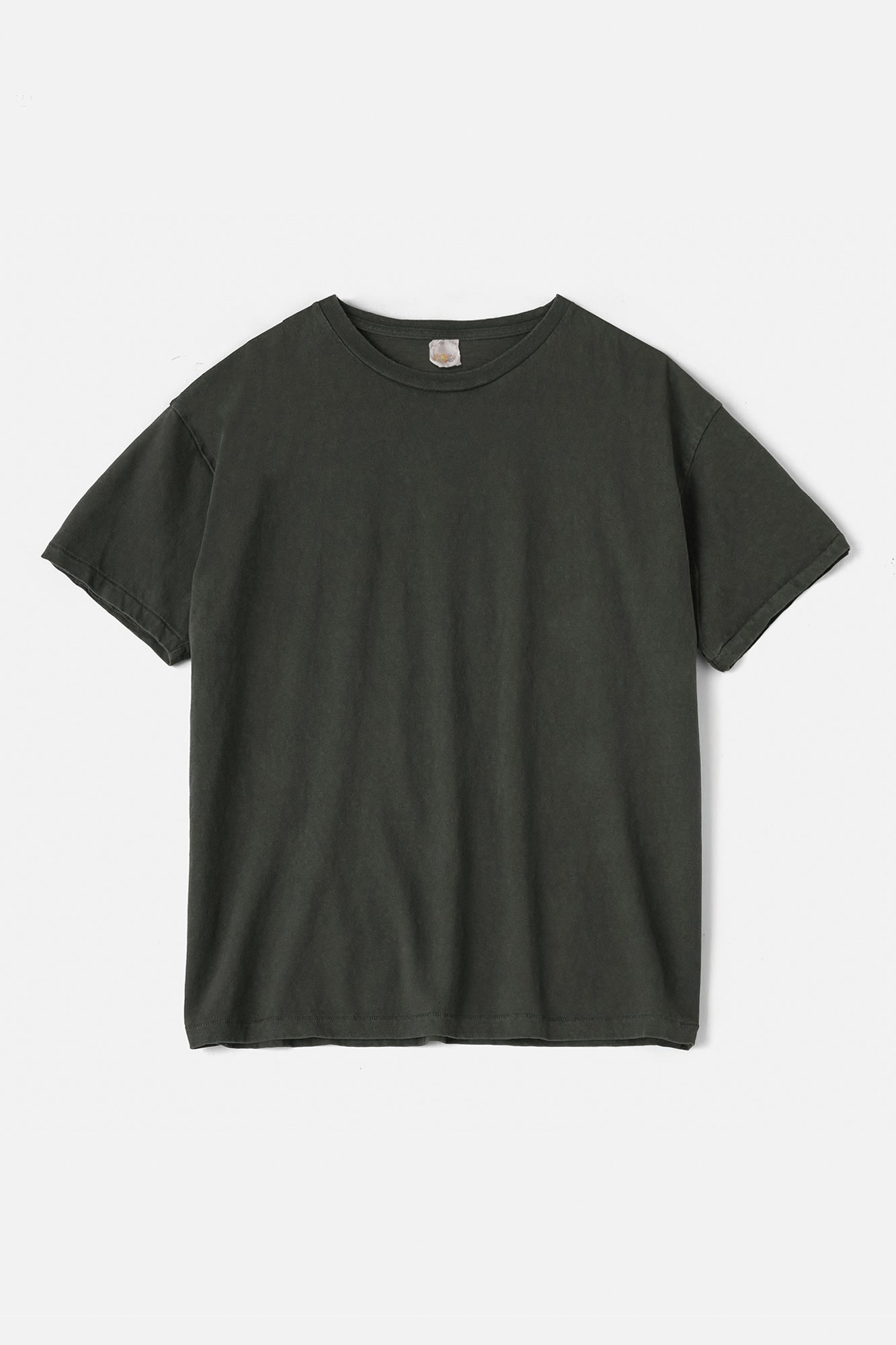 Faded Blank S/S tee inspired by the ’60s and ’70s / Olive Grey