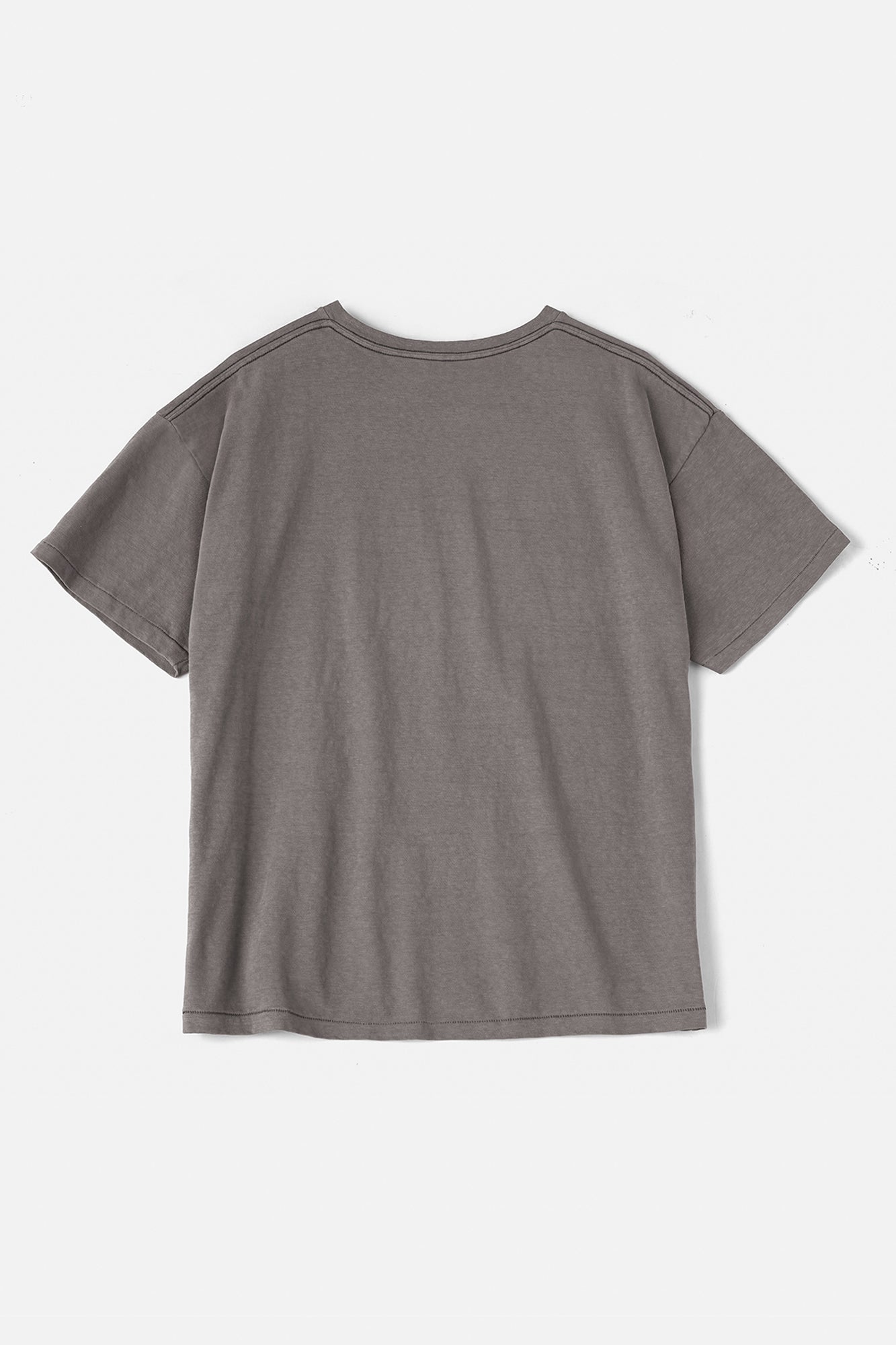 Faded Blank S/S tee inspired by the ’60s and ’70s / Smoky Quartz