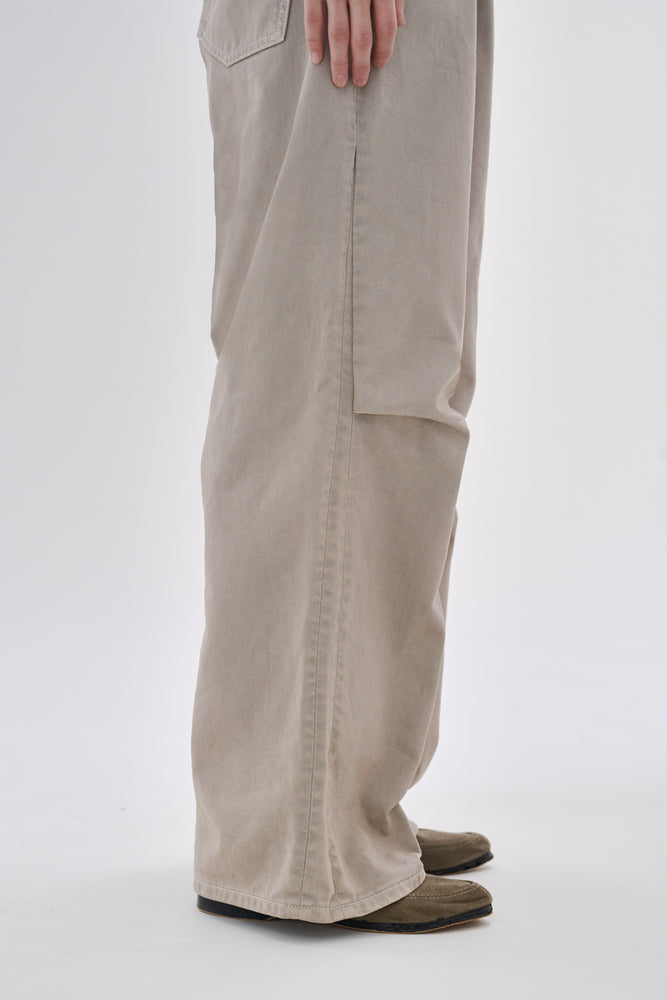 
                  
                    Knee Pleated Baggy Pants - Over-dyed Gray
                  
                