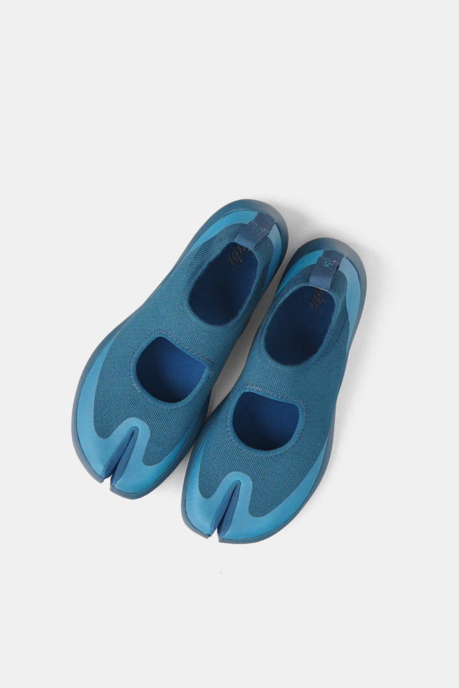
                  
                    Tabi Sandals Blue / Tabi Footwear
                  
                