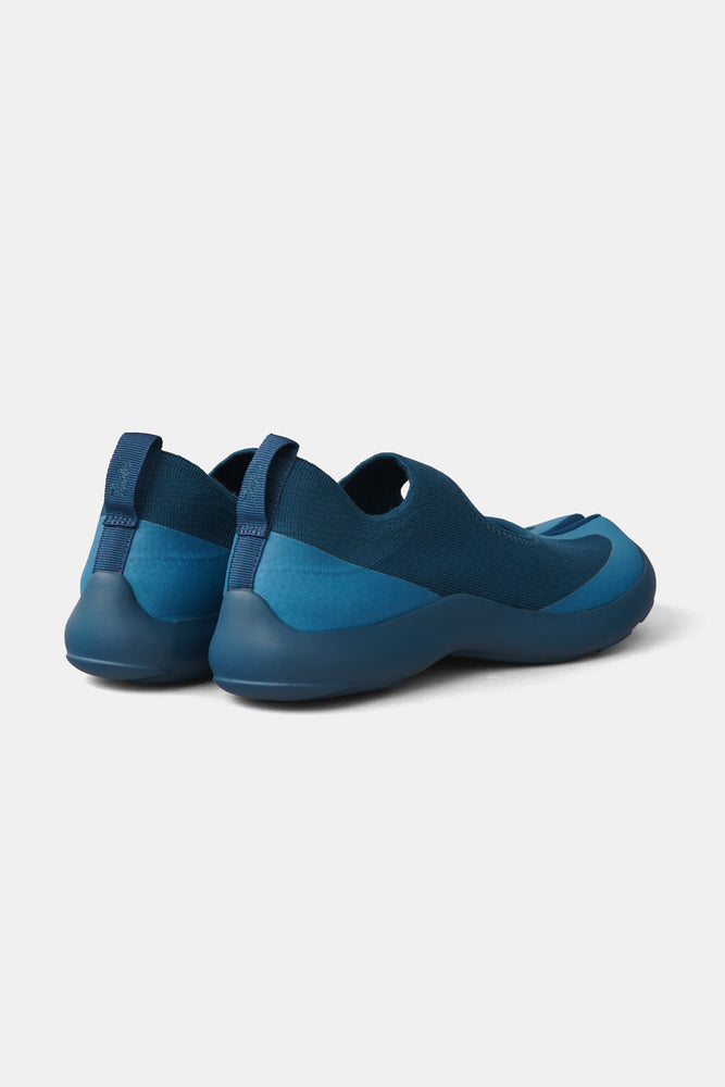 
                  
                    Tabi Sandals Blue / Tabi Footwear
                  
                