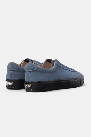 
                  
                    VM001-SUEDE LO Dusty Blue x Black / Last Resort AB
                  
                